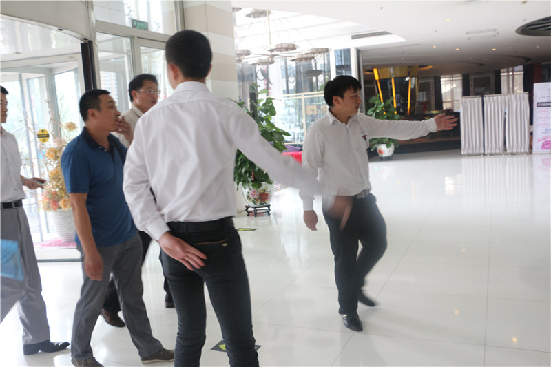 1437619859898671.jpg IMG_7595.jpg